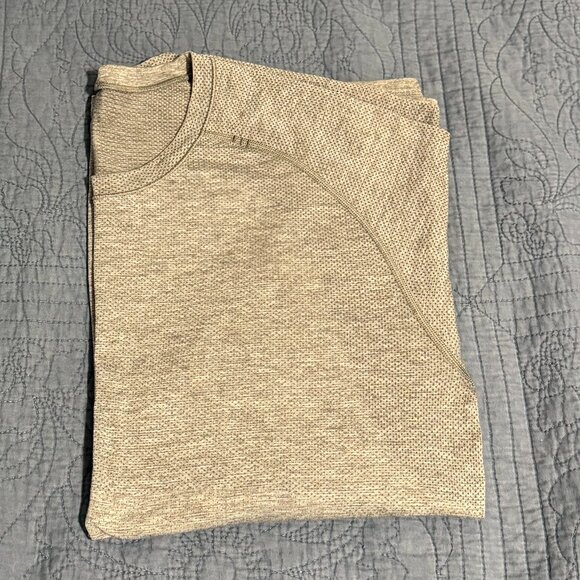 lululemon athletica Other - Lululemon Men's Metal Vent Tech Long Sleeve Shirt
